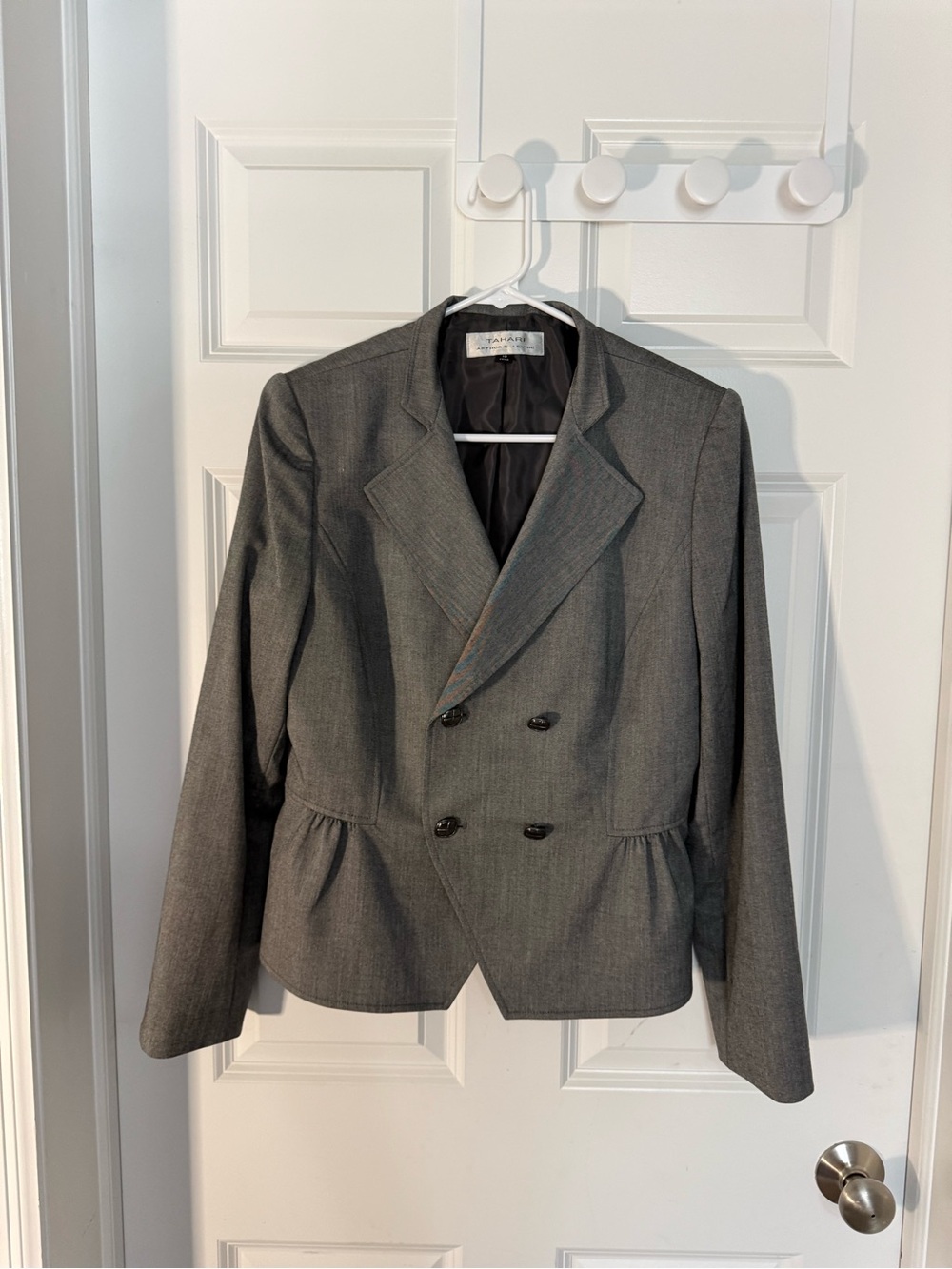 Tahari Gray 2-Piece Skirt Suit Set Peplum Blazer & Ruffle Flounce Skirt
